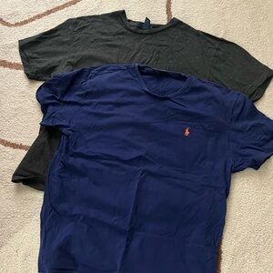 Two Polo by Ralph Lauren Men's Navy and Gray T-Shirts